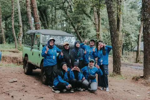 Suasana kerja tim DHealth 6